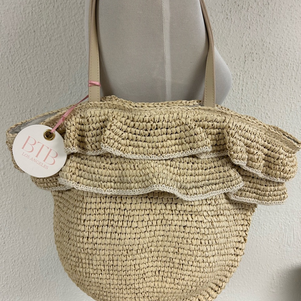 BTB LOS ANGELES Large JOEY Straw Tote Bag Natural NWT - Picture 4 of 10